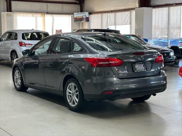 2017 ford focus se