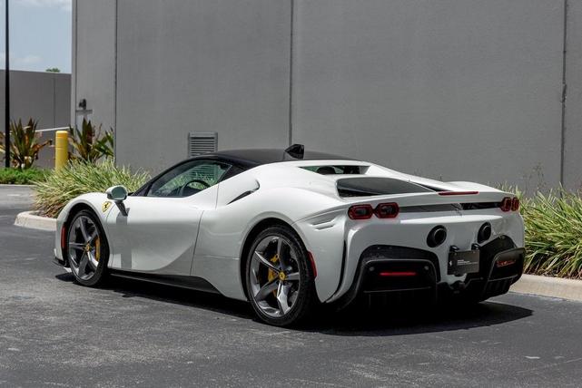 2023 ferrari sf90 stradale base