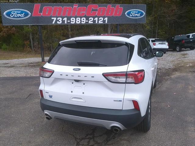 2020 ford escape se