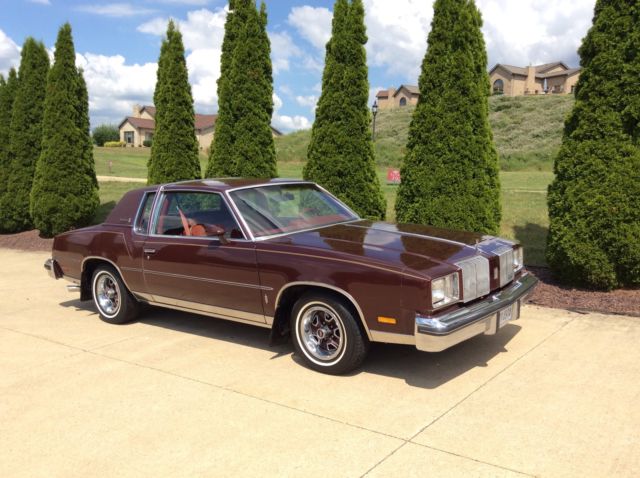 1979 oldsmobile cutless broughman, 39k miles, super nice and clean, must see
