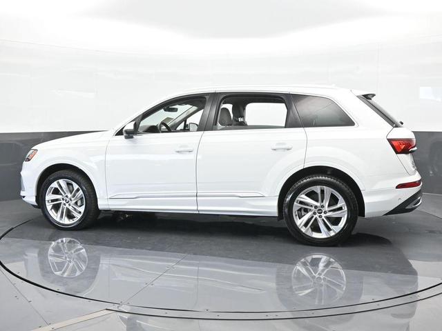 2021 audi q7 55 premium plus