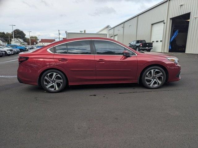 2022 subaru legacy limited