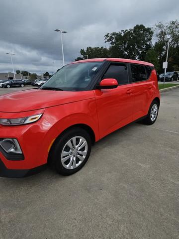 2022 kia soul lx