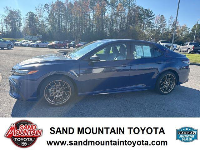 2024 toyota camry se