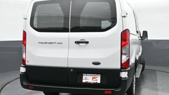 2022 Ford Transit