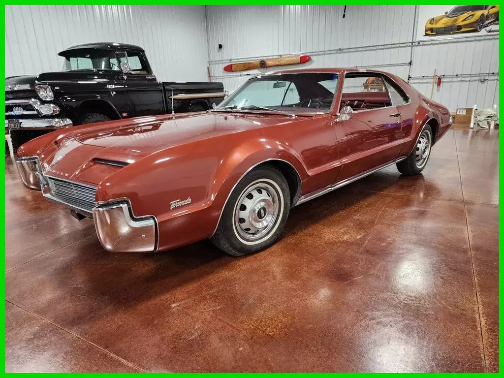 1966 oldsmobile toronado v8 engine auto tranny 89,000 miles