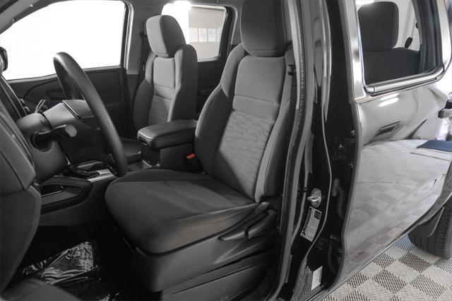 2022 nissan frontier s