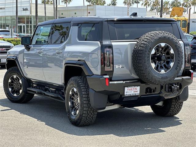 2024 gmc hummer ev suv 2x