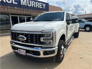 2023 Ford F-350 lariat