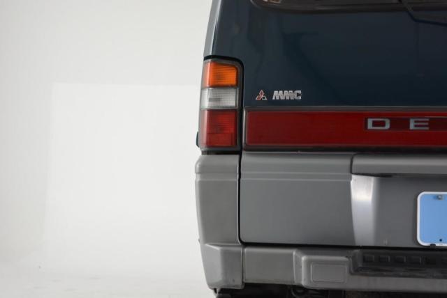 1991 mitsubishi delica exceed 5-speed 4wd 54,700 miles van 2.4l 4 cyl manual