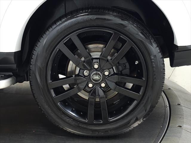 2016 land rover lr4 base