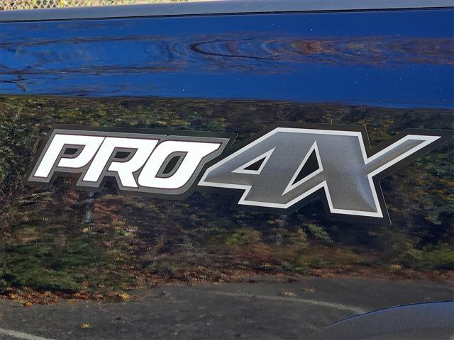 2024 nissan titan xd pro-4x