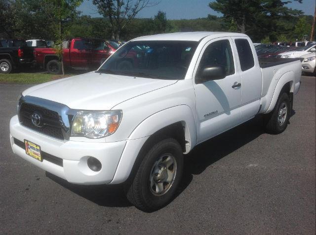 2011 toyota tacoma base 4x4 base 4dr access cab 6.1 ft sb 5m for sale in montpelier, vermont