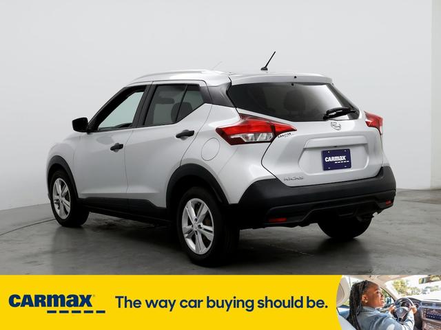 2019 nissan kicks s
