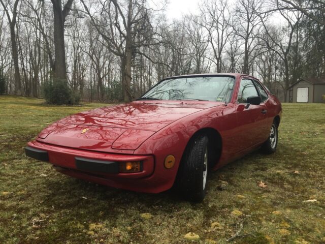 porsche 924 two owner excellent condition, full service history!
