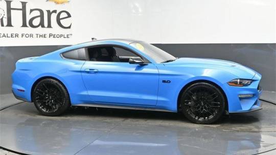 2022 ford mustang gt