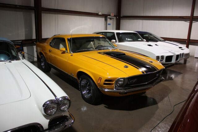 mach 1 428 cobra jet, 4 speed, body off restored, excellent condition