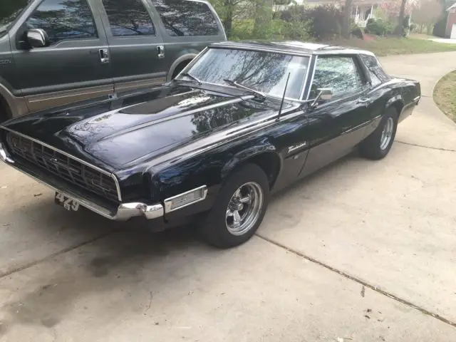 1968 thunderbird , no rust ice cold ac,drives perfect,straight,shifts perfect