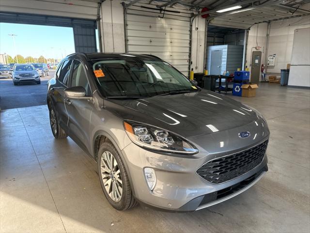 2022 ford escape titanium