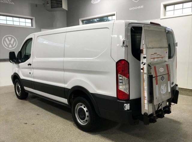2019 ford transit-250 base