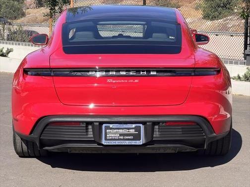 2021 porsche taycan