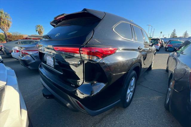 2021 toyota highlander hybrid le