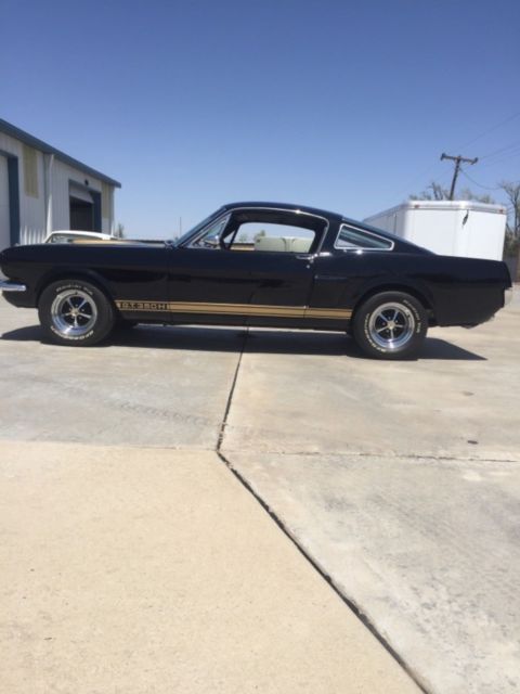 1966 shelby ford mustang black/gold hertz 4-speed clone tribute