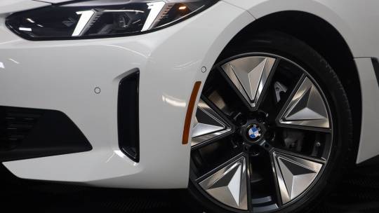 2025 BMW i4