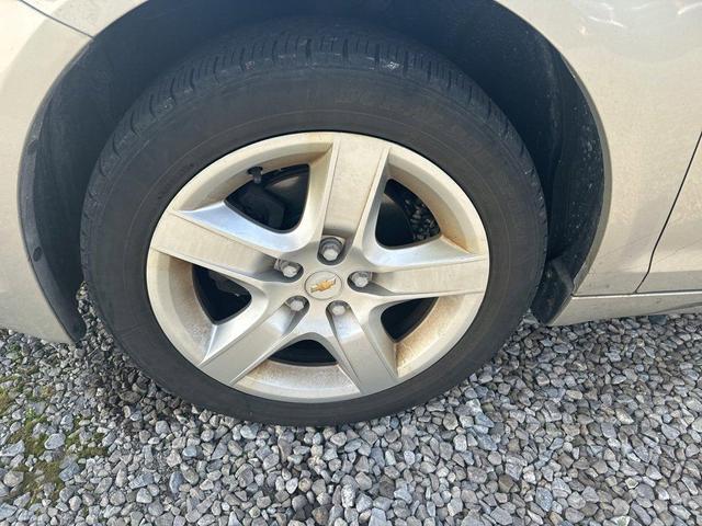 2011 chevrolet malibu ls