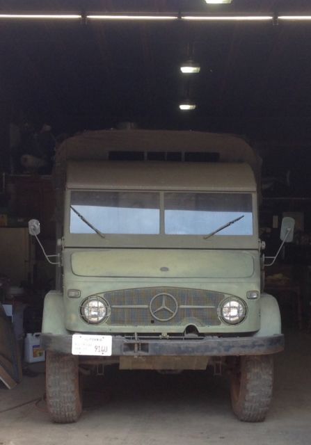 1968 mercedes unimog 404 "rock crawler"