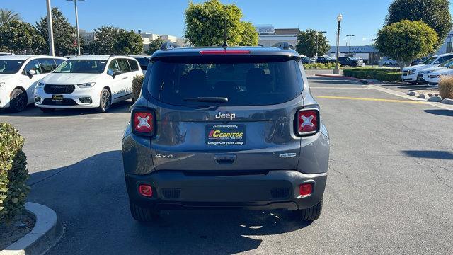 2022 jeep renegade latitude