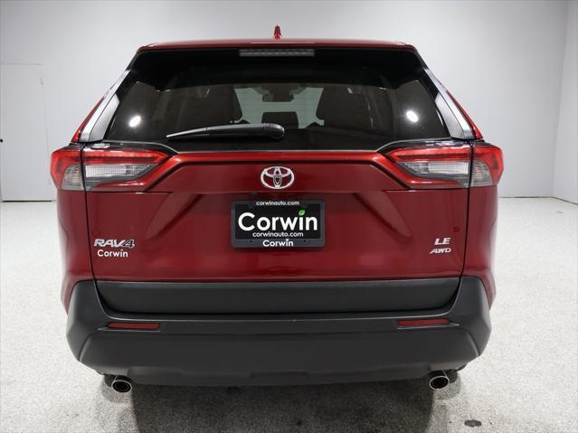 2022 toyota rav4 le
