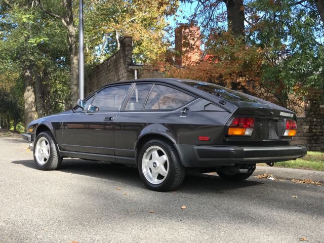 alfa romeo gtv6 1982 3.0l engine brembo brakes great driver no reserve
