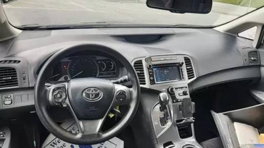 2013 toyota venza le