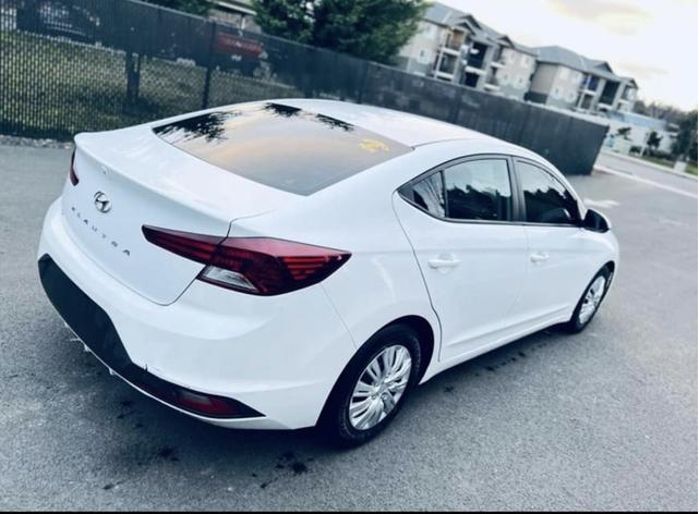 2019 hyundai elantra se