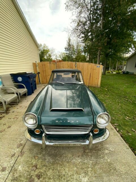 1968 datsun 1600 roadster (spl311)