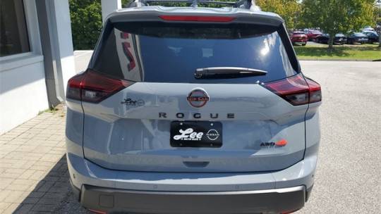 2025 Nissan