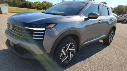 new 2025 nissan kicks sv fwd