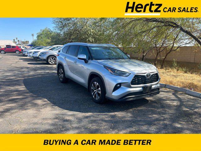 2023 toyota highlander xle