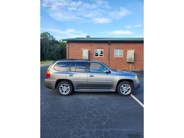 2006 gmc envoy denali