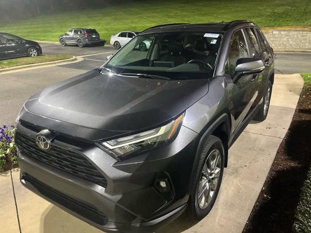 2024 toyota rav4 xle premium