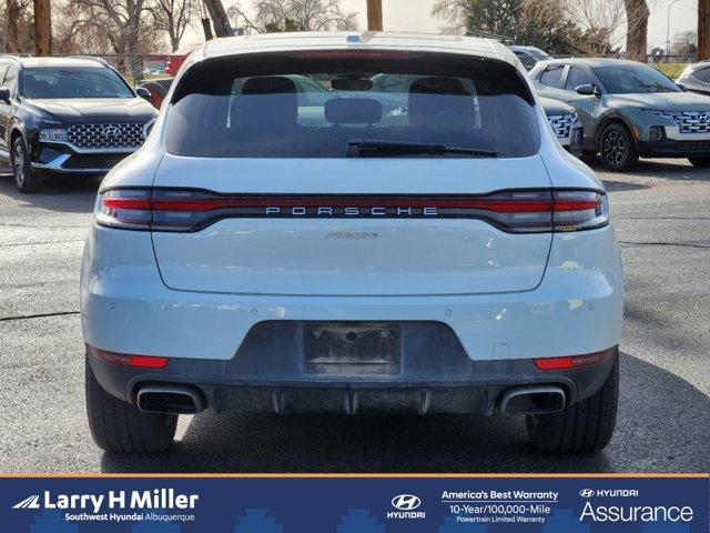 2021 porsche macan base