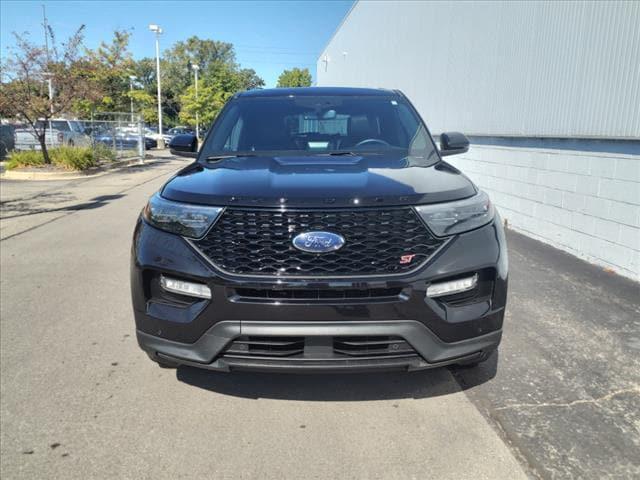 2022 ford explorer st