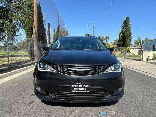 2018 chrysler pacifica hybrid limited