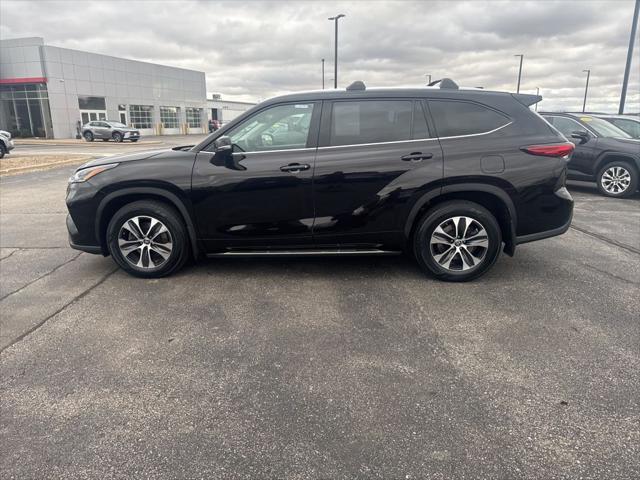 2021 toyota highlander xle