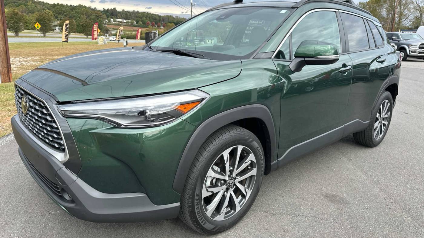 2022 toyota corolla cross xle