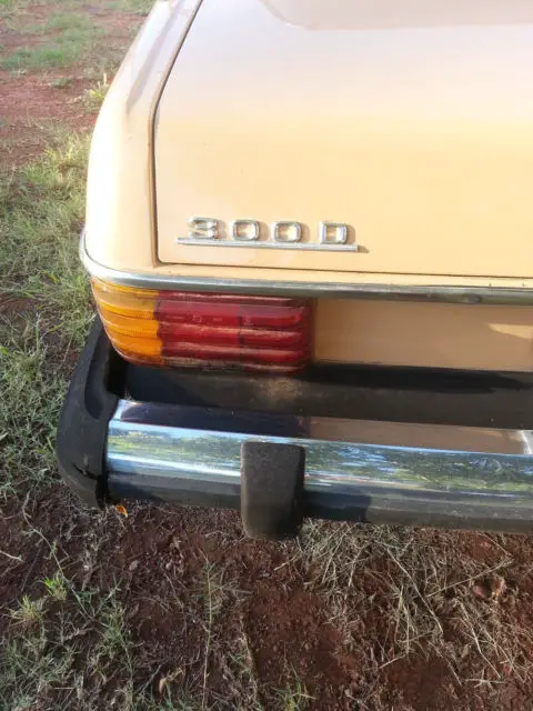 classic 1976 mercedes-benz 300 diesel~2nd owner~not running
