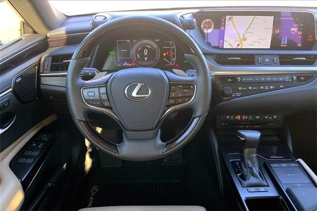 2019 lexus es 300h 300h