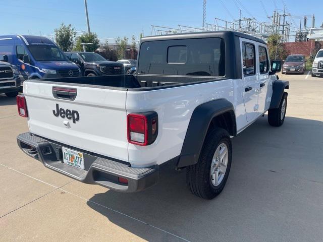 2023 jeep gladiator sport