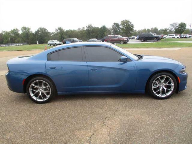 2022 dodge charger sxt